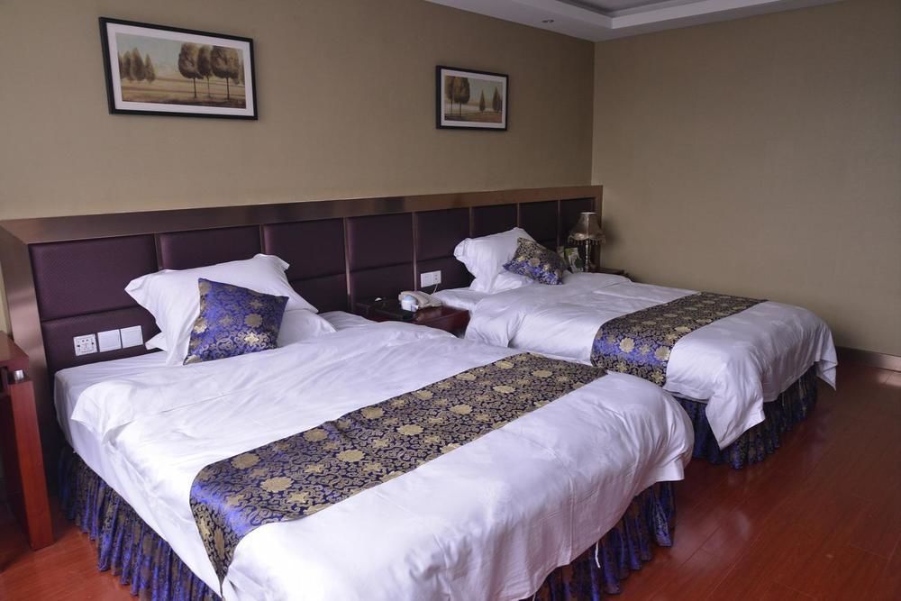 Chongqing Xinhao Theme Hotel Bagian luar foto